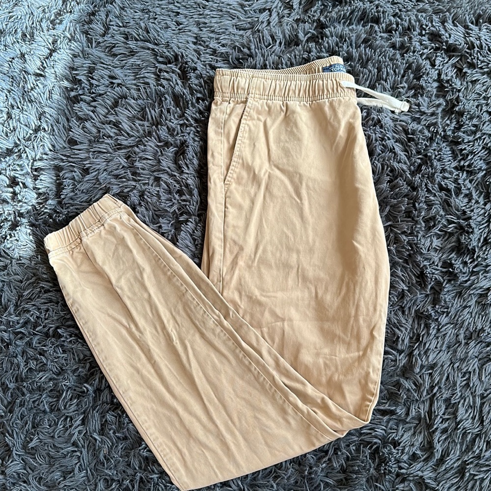 Chinos